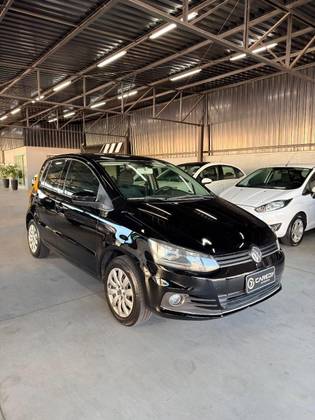VOLKSWAGEN FOX 1.0 MI TRENDLINE 8V FLEX 4P MANUAL VOLKSWAGEN FOX 1.0 MI TRENDLINE 8V FLEX 4P MANUAL